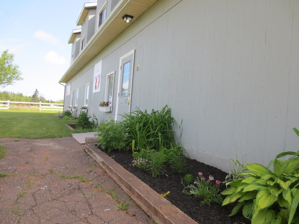 Brackley Beach Hostel Екстер'єр фото