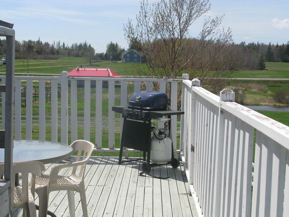 Brackley Beach Hostel Екстер'єр фото