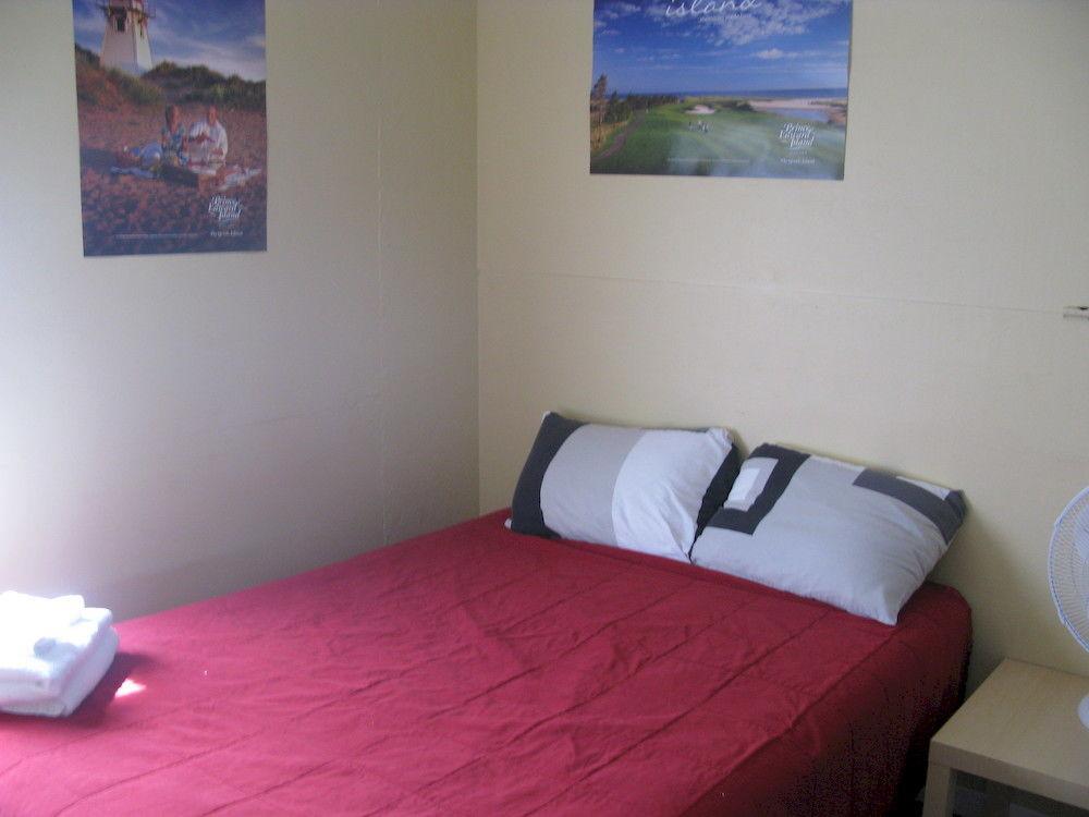 Brackley Beach Hostel Екстер'єр фото