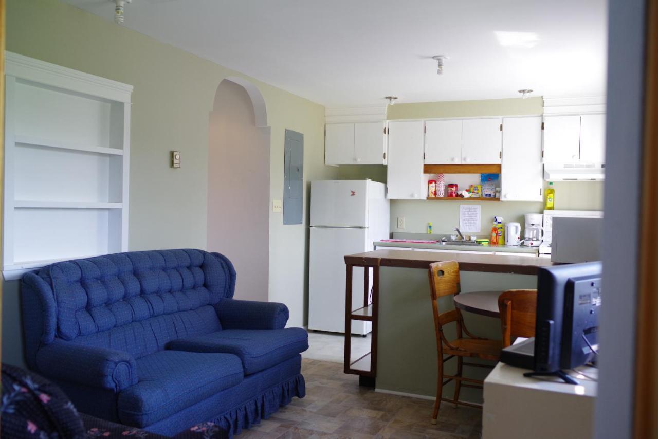 Brackley Beach Hostel Екстер'єр фото