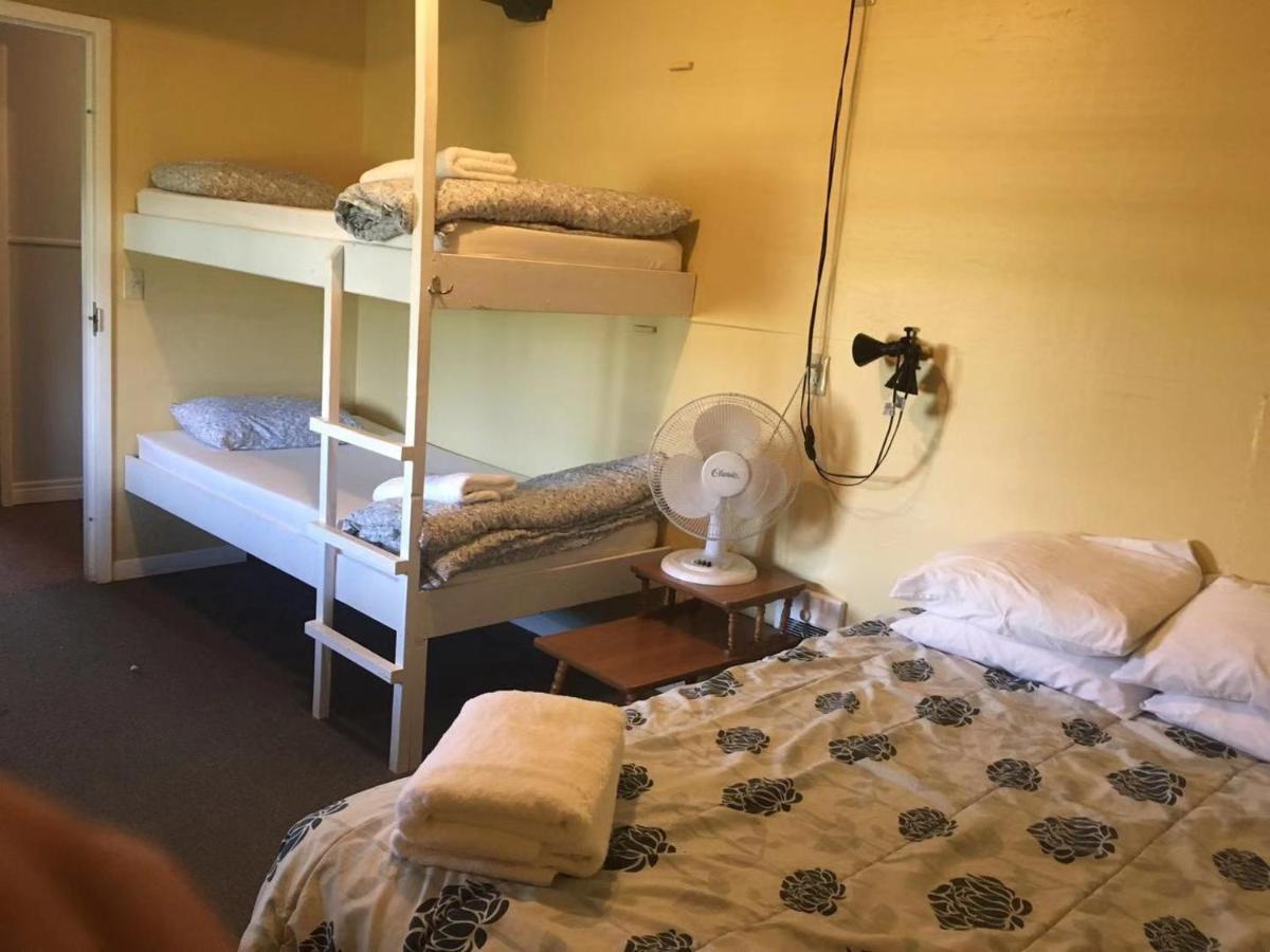 Brackley Beach Hostel Екстер'єр фото