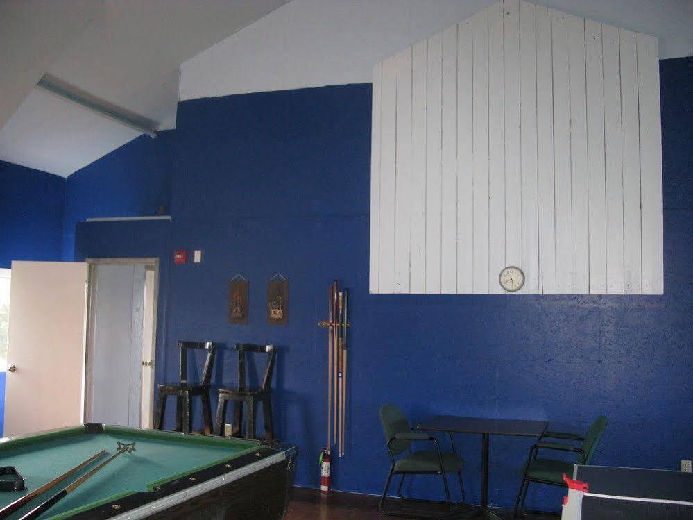 Brackley Beach Hostel Екстер'єр фото
